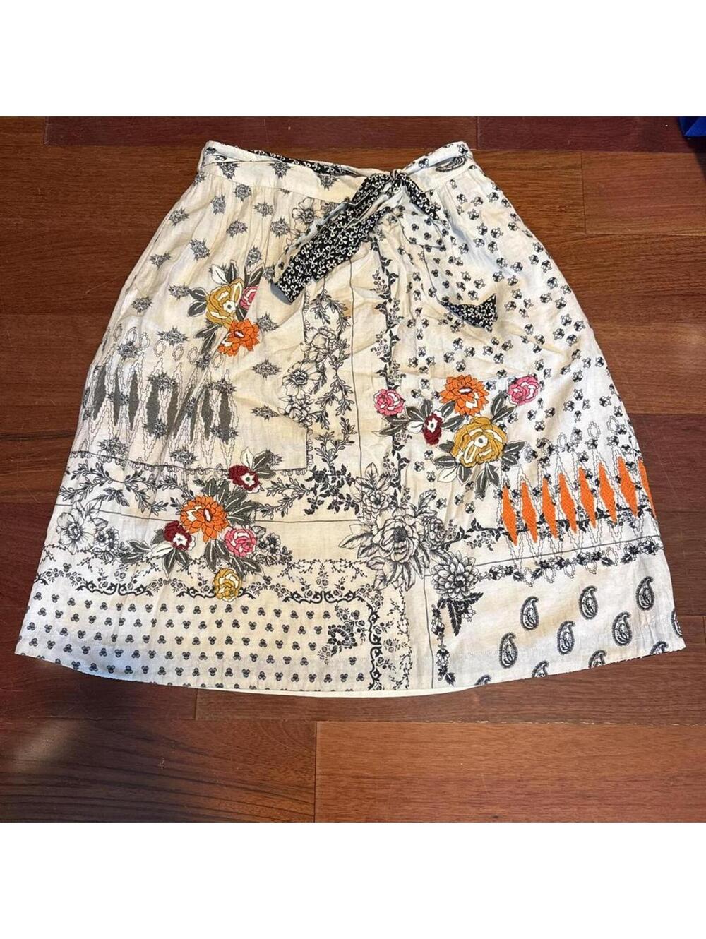 Women's Multi and Cream Skirt